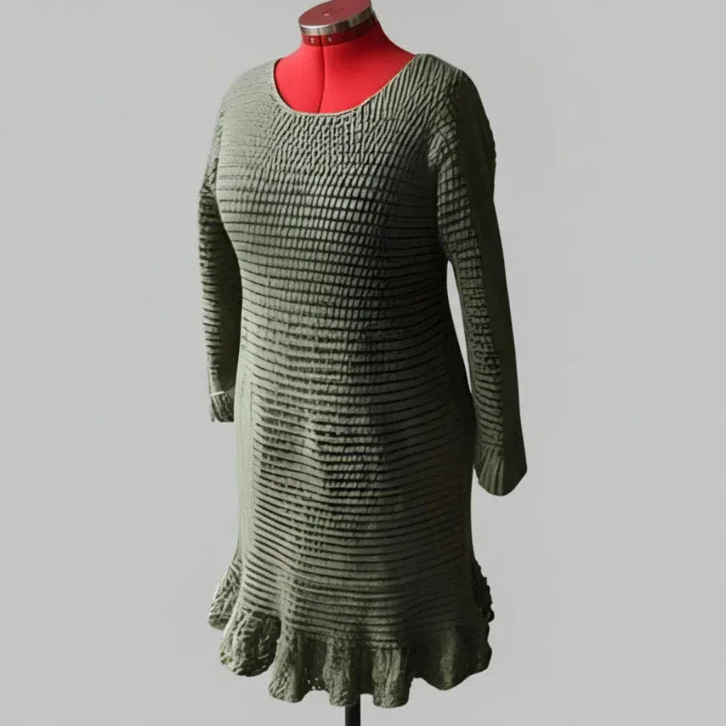 Knitting Pattern: The Totally 80's Dress. Long Sleeves, Figure Flattering, and Lace Trim on Cuffs and Hem. Size S - XL - Digital Download - Twisted - Threads